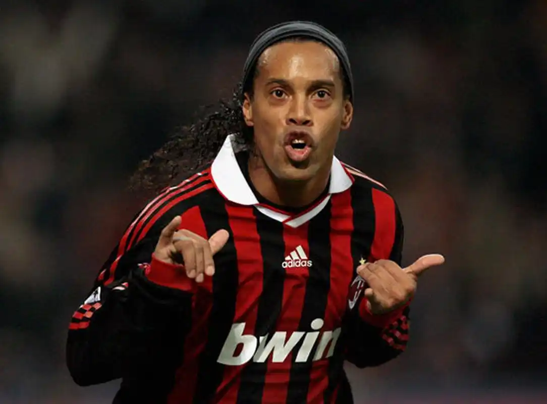 不再仅仅依 不再仅仅依